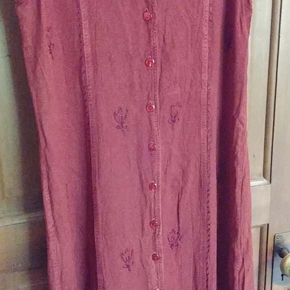 Embroidered Maxi Dress - Picture 5 of 7
